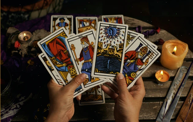 Таро онлайн: быстрый путь к осознанным решениям гадание онлайн